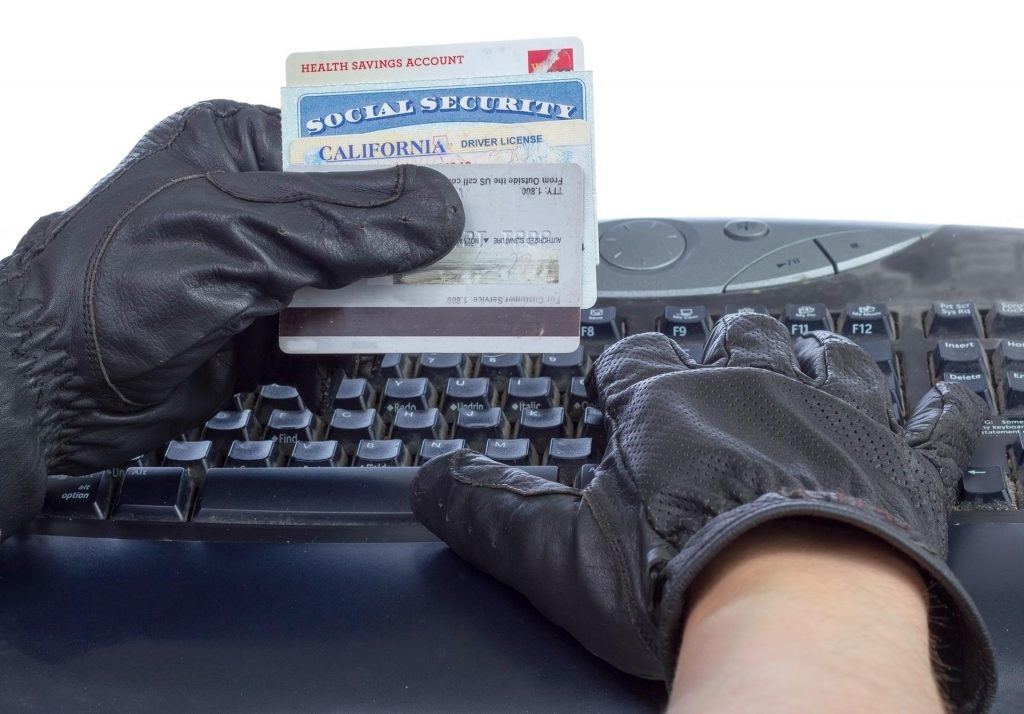 how to protect your online identity